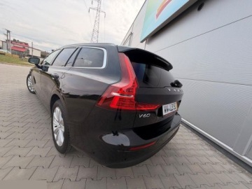 Volvo V60 II  2021 Volvo V60 D3 Geartronic Momentum Pro 150KM 2021r Świetna prezencja!, zdjęcie 4