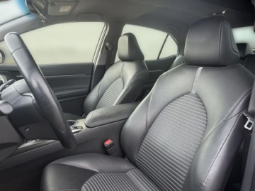 Toyota Camry IX Sedan 2.5 Hybrid Dynamic Force 218KM 2021 Toyota Camry Toyota Camry 2.5 Hybrid Prestige CVT FV23 Gwarancja Salon, zdjęcie 12