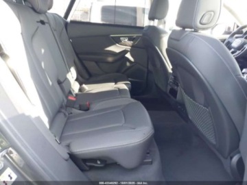 Audi Q8 2023 Audi Q8 Premium Plus 55, 2023r., 4x4, 3.0L 3.0 Benzyna 335KM, zdjęcie 9