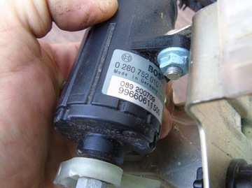 SENZOR POLOHY PEDÁLU PLYN CARRERA BOXER 996