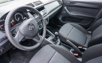 Skoda Fabia III Hatchback Facelifting 1.0 MPI 75KM 2019 Skoda Fabia 1,0 MPI 75 KM Benzyna 75KM, zdjęcie 10