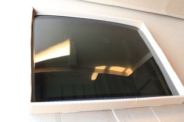 СТЕКЛЯННАЯ ПАНЕЛЬ ЛЮКА КРЫШИ VW TOUAREG II 7P0877056