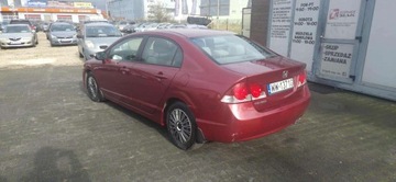 Honda Civic VIII Sedan 1.8 i-VTEC 140KM 2006 Honda Civic Ozarow Mazowiecki 1.8 benzyna 2006 rok produkcji KOMIS TYSIAK, zdjęcie 1