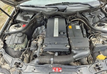 Mercedes Klasa C W203 Sedan W203 1.8 (C 180 Kompressor) 143KM 2002 Mercedes-Benz Klasa C Mercedes-Benz Klasa C 180 Kompressor Classic 1.8, zdjęcie 14