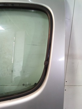 G592 ДВЕРЬ ЛЕВАЯ ПЕРЕДНЯЯ TRAFIC 2 СЕРЕБРЯНАЯ