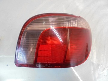 LAMPA PRAWY TYŁ TOYOTA YARIS I EU