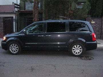 Chrysler Town &amp; Country V 2014 Chrysler Town&amp;Country 3.6 Touring 283 KM 2014r 7 osobowy, zdjęcie 3