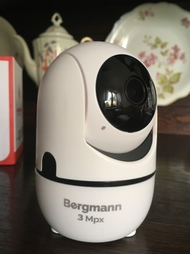 ВРАЩАЮЩАЯСЯ НА 360° КАМЕРА ВНУТРИ Wi-Fi FULL HD 1280P