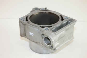 Husqvarna 250 Эти цилиндрические поршневые двигатели