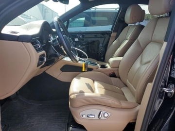 Porsche Macan 2021 Porsche Macan 2021r., 4x4, 2.0L 2.0 Benzyna 248KM, zdjęcie 7
