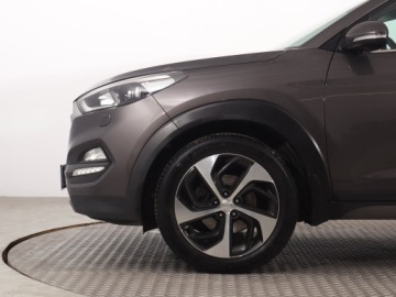 Hyundai Tucson III SUV 1.7 CRDI 115KM 2016 Hyundai Tucson 1.7 CRDi, Salon Polska, Serwis ASO, zdjęcie 14