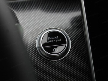 Mercedes Klasa C W206 Limuzyna 2.0 200d 163KM 2025 C Klasa 200 d Avantgarde 2.0 (163KM) 2025, zdjęcie 9