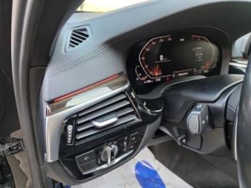 BMW Seria 5 G30-G31 Limuzyna 530i 252KM 2020 BMW 5 530i 2,0l 252KM Niski przebieg: 109,498km Dokumentacja pochodzenia, zdjęcie 6