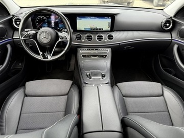 Mercedes Klasa E W213 Limuzyna Facelifting 2.9 E400d 330KM 2021 Mercedes E 400 3,0 Diesel*AMG-Line*, zdjęcie 16