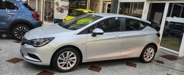 Opel Astra J GTC 1.6 CDTI Ecotec 110KM 2016 Opel Astra Nowy rozrzad Sprzeglo Bardzo ladny stan 1.6 Diesel 110KM, zdjęcie 17