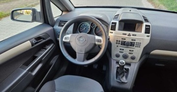 Opel Zafira B 1.8 ECOTEC 140KM 2009 Opel Zafira 1.8 140ps. Benzyna 7-0sob 1.8 Benzyna 140KM, zdjęcie 20