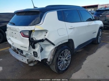 Jeep Compass II 2023 Jeep Compass 2023r., Limited, od ubezpieczalni 2.0 Benzyna 200KM, zdjęcie 6