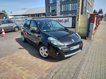 Renault Clio III Hatchback 5d 1.2 TCe eco2 100KM 2009 Renault Clio 1.2 TCe 101KM Klimatyzacja Navi