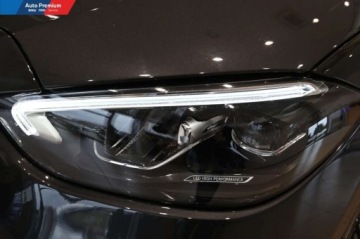 Mercedes Klasa C W206 2023 Mercedes-Benz Klasa C FV23Kierownica SupersportowaPodswietlane listwy prog, zdjęcie 19