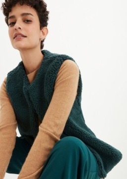 ЖЕНСКИЙ ПЛЮШЕВЫЙ ЖИЛЕТ __42