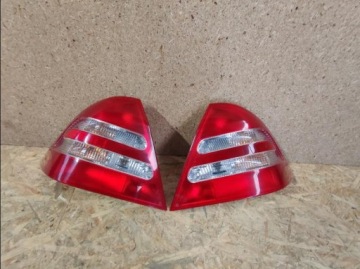 LAMPA TYLNA TYŁ MERCEDES W203 A2038200164 KOMPLET