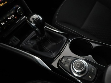 Infiniti Q30 1.5D 109KM 2017 Infiniti Q30 1.5d Tempomat Klimatronik Navi Grzane, zdjęcie 26