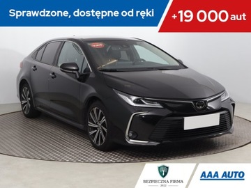 Toyota Corolla XII Sedan 1.5 VVT-i 125KM 2022 Toyota Corolla 1.5 VVT-i, Salon Polska