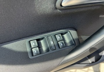 Volkswagen Polo V Hatchback 3d Facelifting 1.0 60KM 2014 Volkswagen Polo 1,0 60KM Klima Serwis 2xPDC 1Wlasciciel Benzyna 60KM, zdjęcie 13