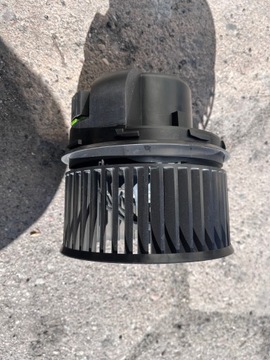 87 FORD KUGA MK2 ВЕНТИЛЯТОР ОТОПИТЕЛЯ