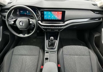 Skoda Octavia IV Liftback 1.5 TSI EVO 150KM 2023 Skoda Octavia Style, LED Matrix, Tempomat, Virtual Cockpit, Kamera cofania, zdjęcie 3