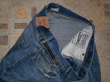 ЛЕВИС 511 SLIM 33/34 W33 L34