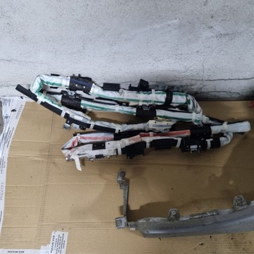 HONDA HR-V II PRAVÁ ZÁVĚS