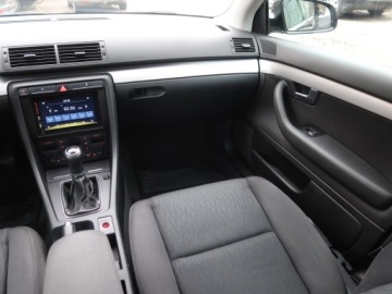 Audi A4 B7 Sedan 1.6 i 102KM 2007 Audi A4 1.6, GAZ, Klima, Klimatronic, Tempomat, zdjęcie 7