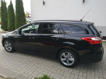 Ford Focus III Kombi 1.0 EcoBoost 125KM 2013 Ford Focus 1.0 12v 125KM Klima Halogeny Isofix Par, zdjęcie 8