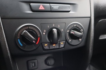 Suzuki Vitara III SUV 1.6 VVT 120KM 2015 Suzuki Vitara 1.6 VVT, Salon Polska, zdjęcie 14