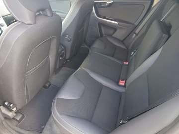 Volvo XC60 I 2011 Volvo XC 60 Volvo XC 60 D3 Momentum 2.0 Diesel 163KM, zdjęcie 11