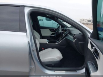 Mercedes Klasa C W206 2024 Mercedes-Benz Klasa C 2024 r.,2,0L 300 2.0 Benzyna 255KM, zdjęcie 8