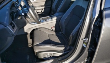 Jaguar XF II Sedan 2.0 i4D 180KM 2018 Jaguar XF R-Sport Ogrzew.Kierow. Navi Pro 10,2’" Fotele Elek.+Ogrz. Carplay, zdjęcie 22