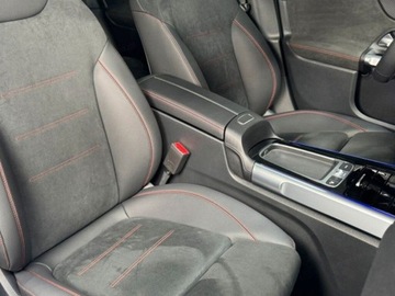 Mercedes GLB SUV 2.0 200d 150KM 2025 MERCEDES-BENZ GLB 200 d AMG Line Suv 2.0 (150KM) 2025, zdjęcie 5