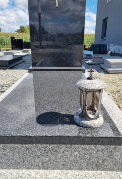 Фонарь ИЗ ПОЛЬСКОГО ГРАНИТА для памятника или надгробия