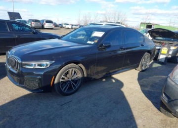 BMW Seria 7 G11-G12 Sedan Facelifting 4.4 750i 530KM 2020 BMW Seria 7 BMW 750I XDRIVE 4.4 Benzyna 530KM, zdjęcie 6