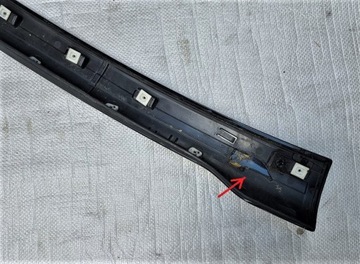 LIŠTA OKNO ČELNÍ VRSTVA KRYT SLOUPU LEVÝ OPEL ZAFIRA C 20808479