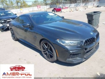BMW 2022 BMW M8 BMW M8 COMPETITION 4.4 Benzyna 617KM