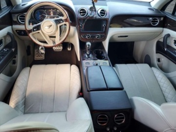Bentley Bentayga 2020 Bentley Bentayga 2020 Bentley Bentayga 3.0 Hybryda 443KM, zdjęcie 8