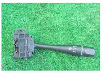 NISSAN MAXIMA QX 98R - PŘEPÍNAČ STĚRAČE