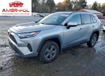 Toyota RAV4 V 2022 Toyota RAV4 XLE 2022 2.5 Benzyna 203KM
