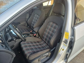 Volkswagen Golf VII GTI 3d 2.0 TSI 220KM 2015 Volkswagen Golf GTi 2.0TFSi 220KM Automat 2015r., zdjęcie 10