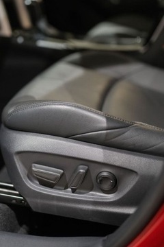 Toyota Corolla Cross 2.0 Hybrid Dynamic Force 197KM 2023 Toyota Corolla Cross Cross 2.0 Hybrid Executive AWD 2.0 Hybryda 197KM, zdjęcie 28