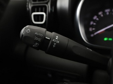 Citroen C3 Aircross  I Crossover 1.2 PureTech 110KM 2019 Citroen C3 Aircross Niski przebieg Navi Kamera, zdjęcie 31