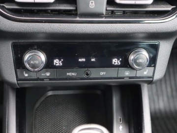 Skoda Scala Hatchback 1.5 TSI 150KM 2019 Skoda Scala 1.5 TSI, Salon Polska, Serwis ASO, zdjęcie 16